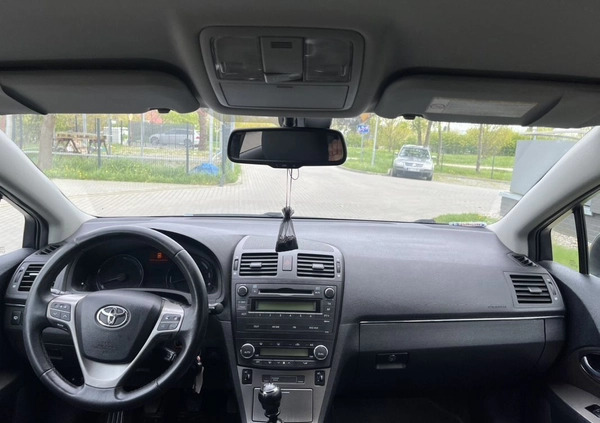 Toyota Avensis cena 24900 przebieg: 270520, rok produkcji 2010 z Elbląg małe 232